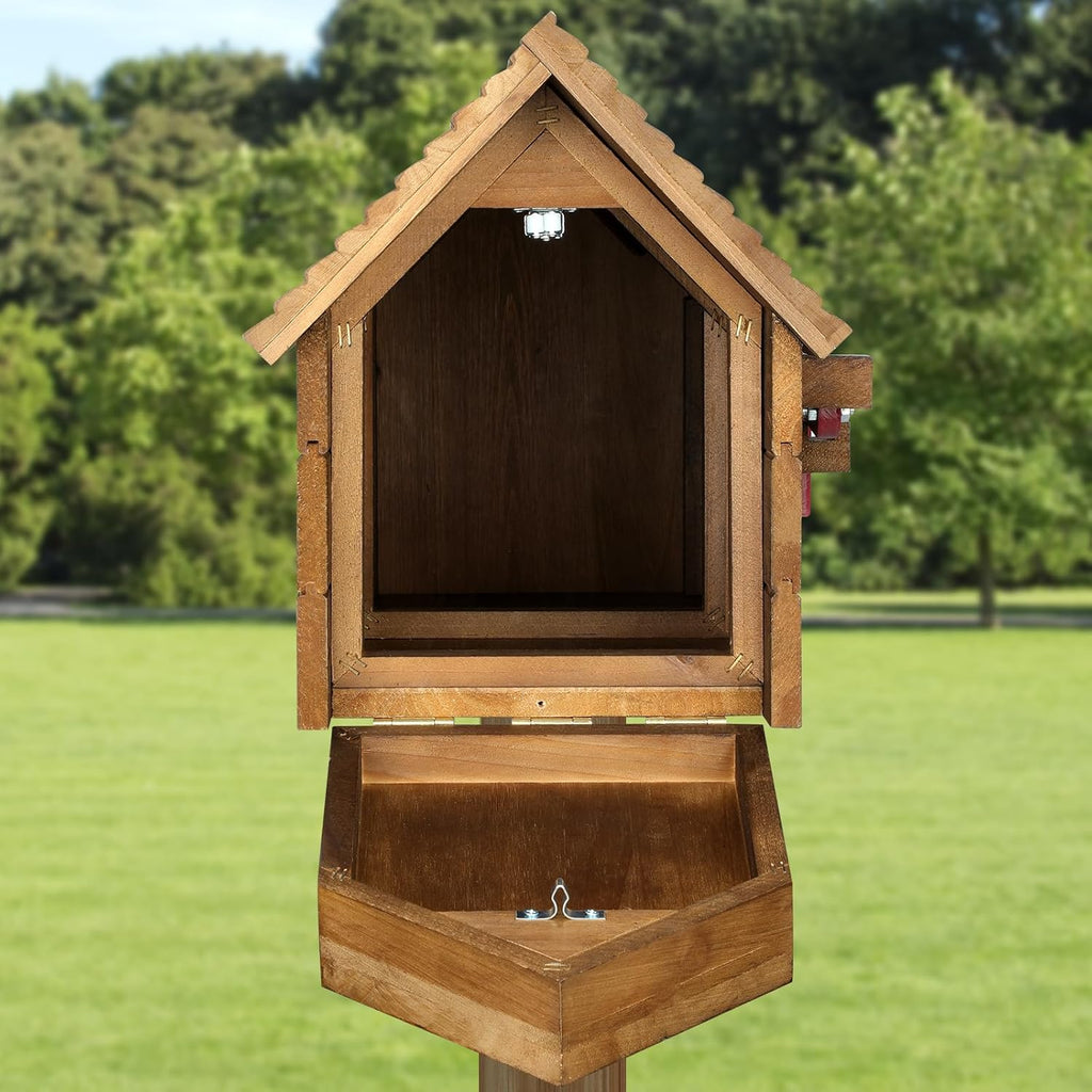 Cedar Outdoor Mailbox with Wood Roof